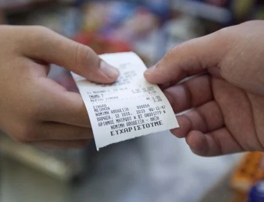 Συνεχίζει τον πόλεμο κατά της φοροδιαφυγής η ΑΑΔΕ - Εκατοντάδες ελεγκτές κάνουν «αποβάσεις» σε τουριστικούς προορισμούς